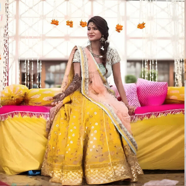 Portraiture Bridal Mehendi (Hands upto Elbow, Legs - 3 inches above ankle)